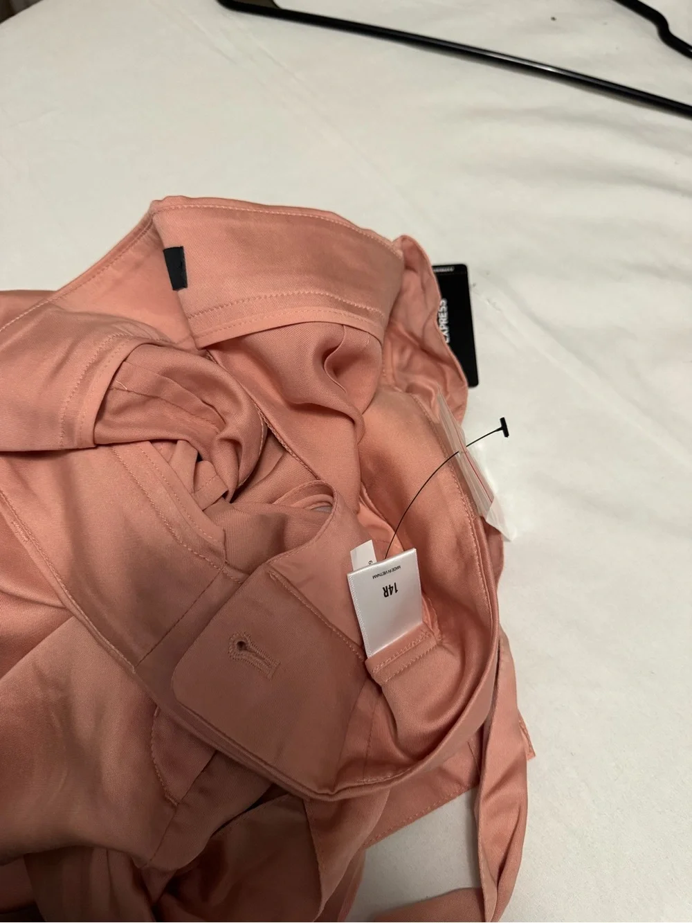 Women’s Pink Tie-Waist Cargo Pants - Picture 7 of 8